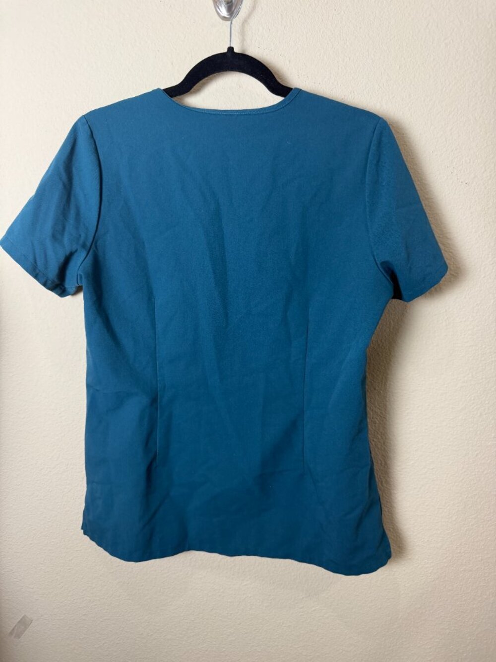 FIGS Catarina One Pocket Scrubs Top Teal Size Small - Picture 5 of 6